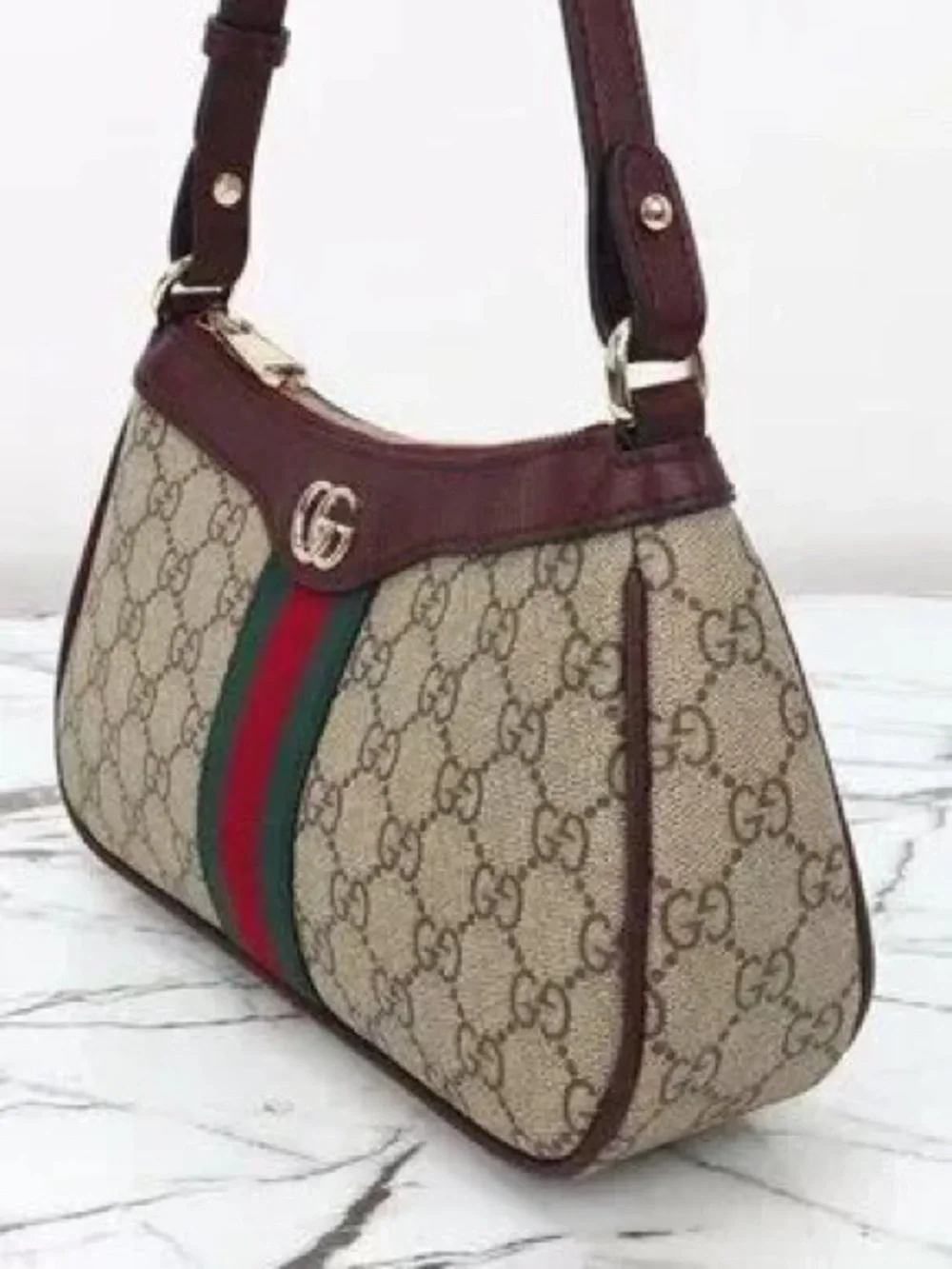GUCCI Shoulder Bag